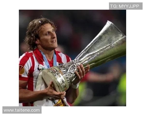 天秤座足球球星盘点:这些足球巨星在赛场上闪耀光芒